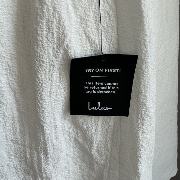 NWT Lulus Little Bit In Love White‎ Surplice Puff Sleeve Mini Dress Medium - Picture 3 of 13